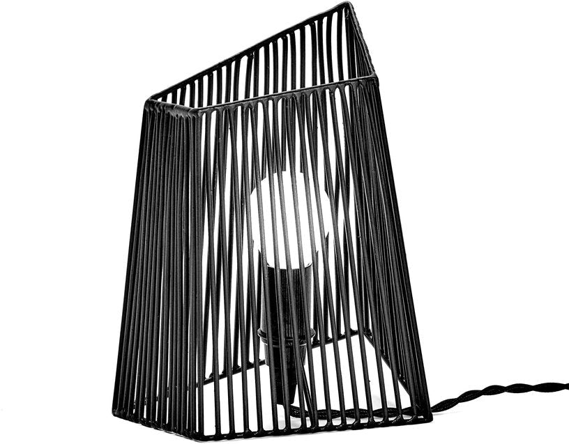 Petite lampe à poser ou à accrocher en métal noir 17 x 12,5 x 20 cm Ombre - Serax - The Cool Republic