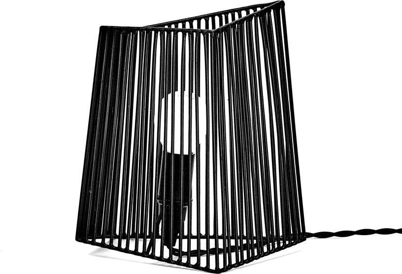 Petite lampe à poser ou à accrocher en métal noir 17 x 12,5 x 20 cm Ombre - Serax - The Cool Republic
