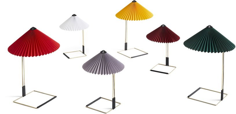 Petite lampe de table lavande et laiton 30 x 38 cm Matin - HAY - The Cool Republic