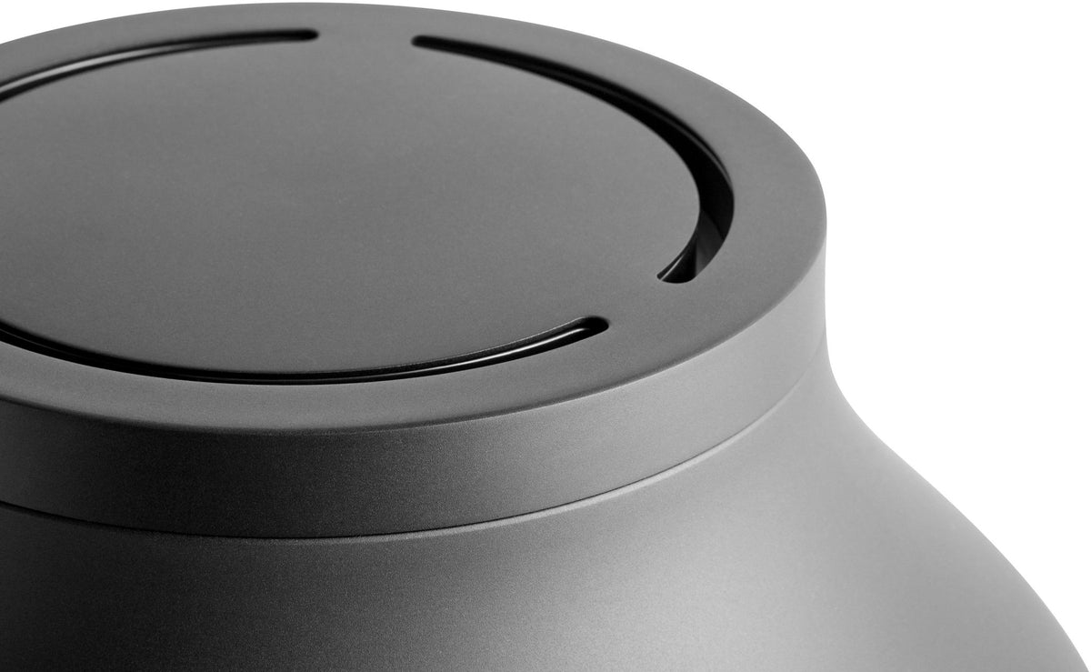 Petite lampe de table noire 33 x 25 cm PC - HAY - The Cool Republic