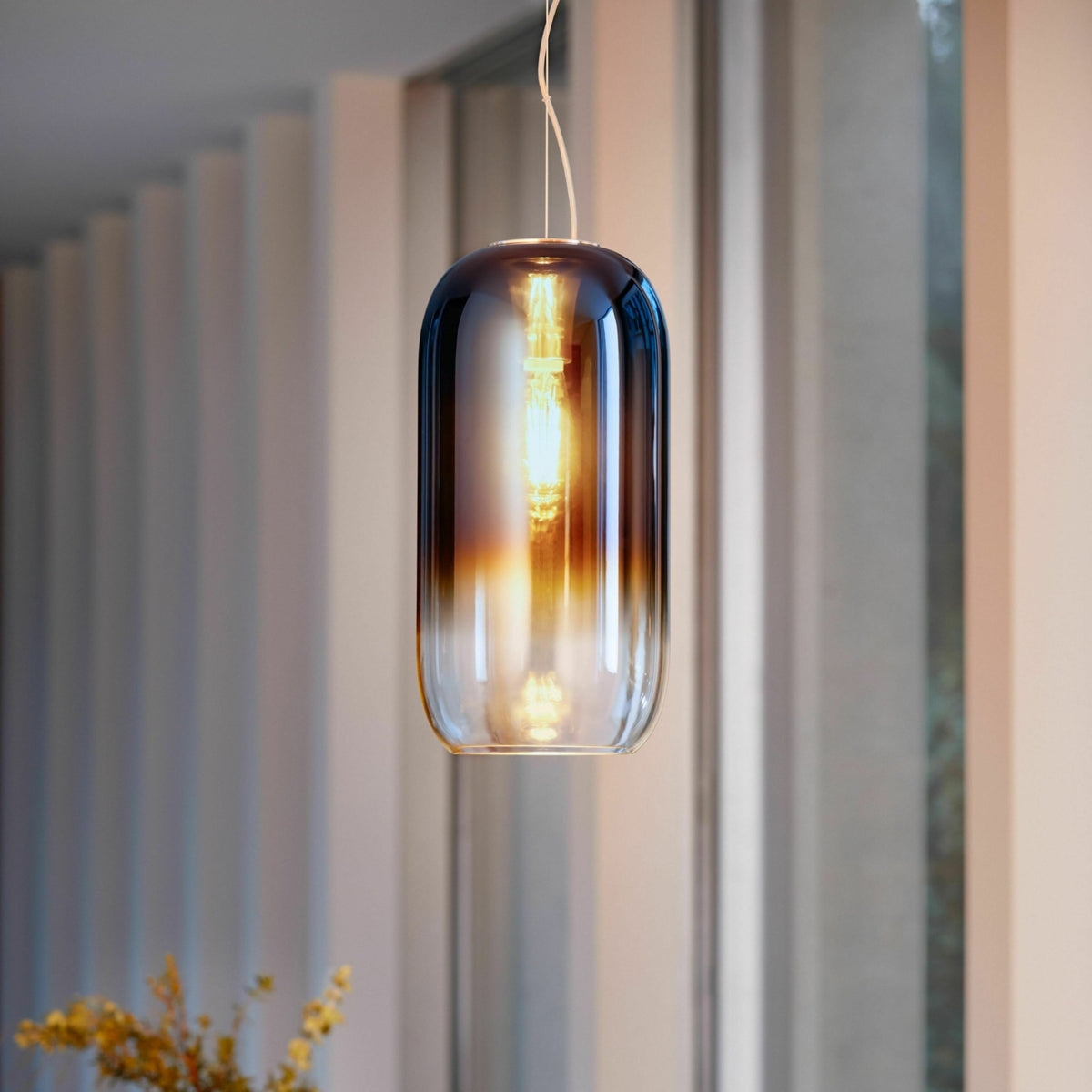 Petite suspension blanche Gople - Artemide - The Cool Republic