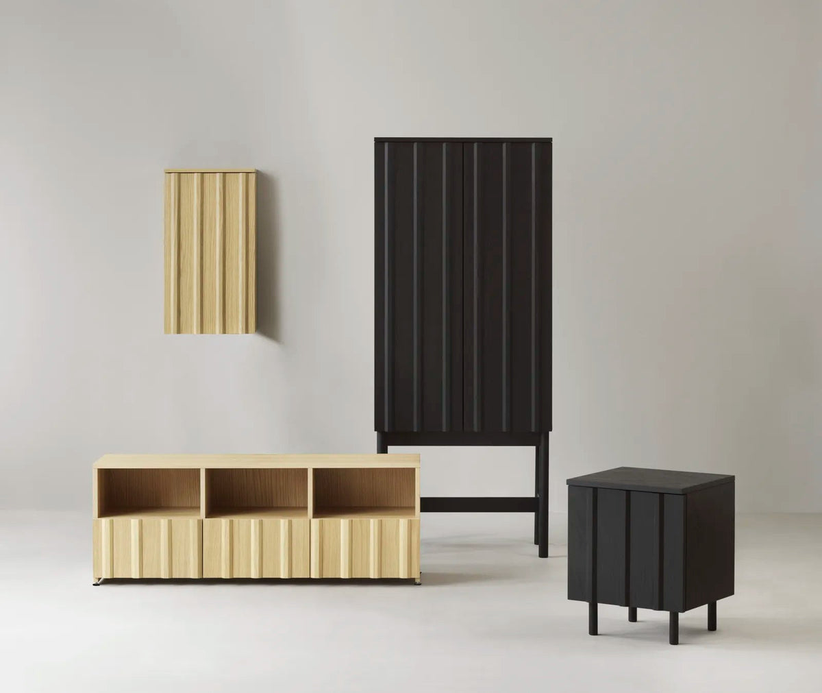 Placard mural en chêne 40x23x73cm Rib - Normann Copenhagen - The Cool Republic