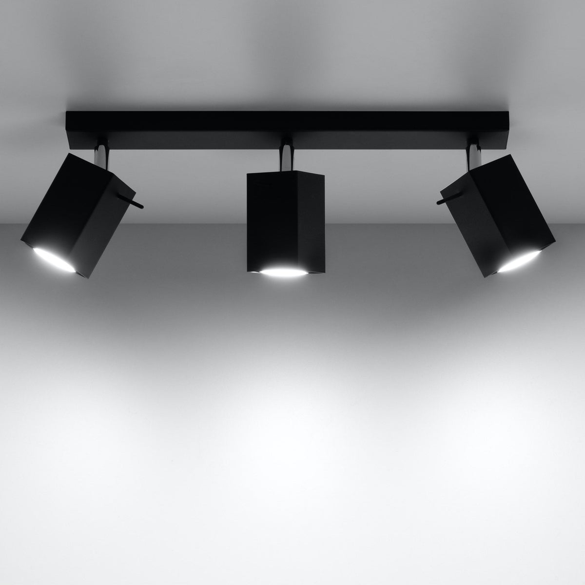 Plafonnier en acier noir Merida 3 - Sollux - The Cool Republic