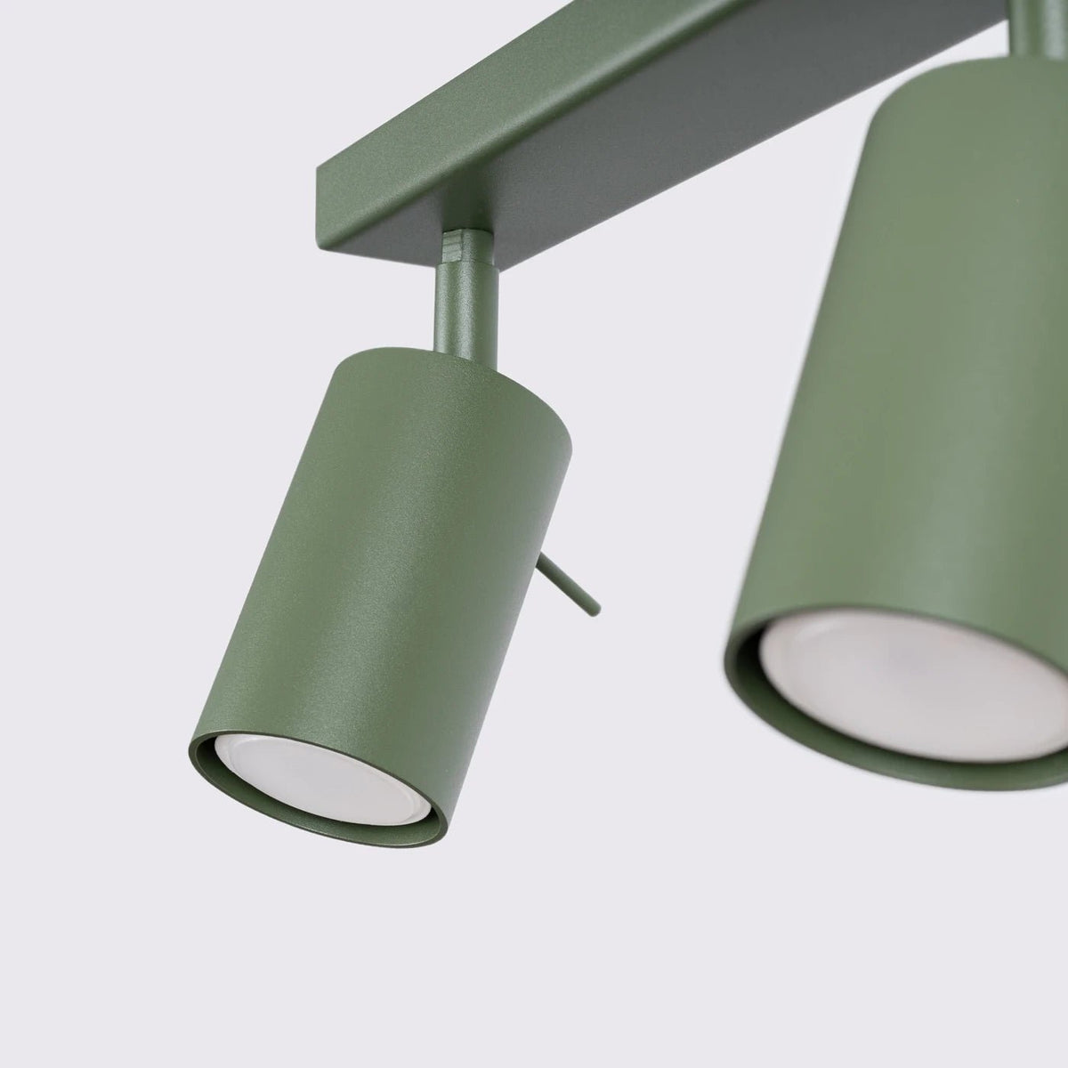 Plafonnier en acier vert olive 30x6x16cm Ring 2 - Sollux - The Cool Republic