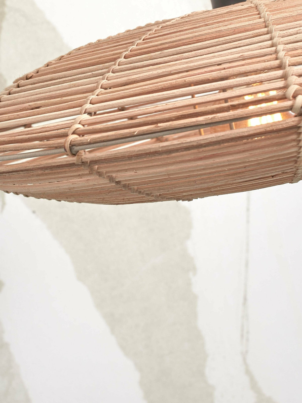 Plafonnier en rotin naturel 55x14 cm Tanami - Good & Mojo - The Cool Republic