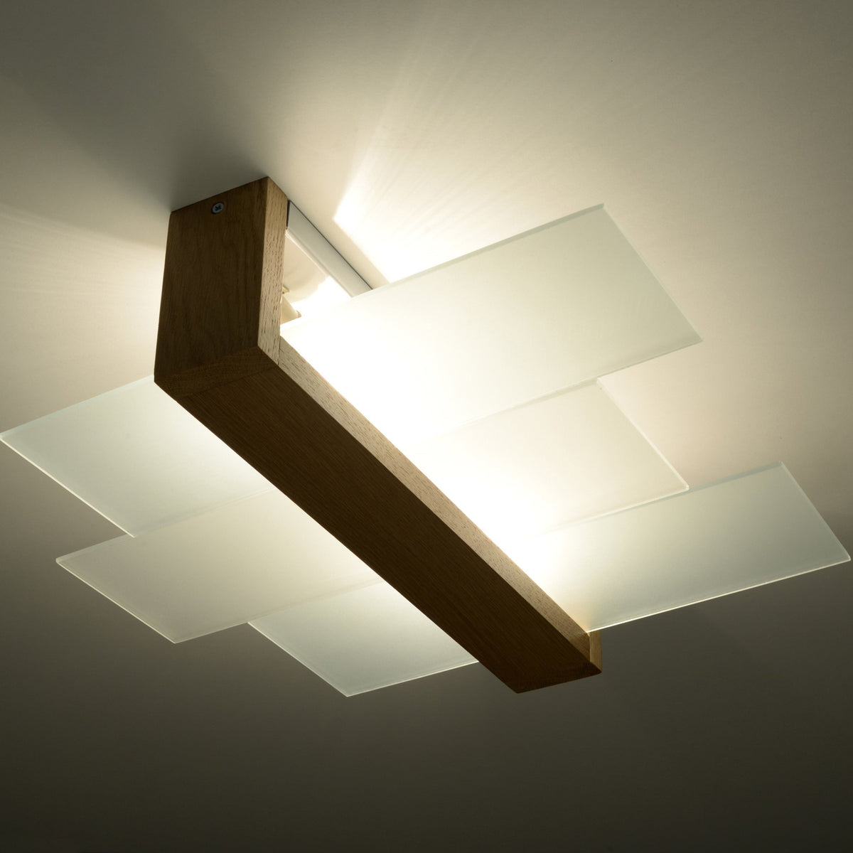 Plafonnier en verre et bois naturel Feniks - Sollux - The Cool Republic