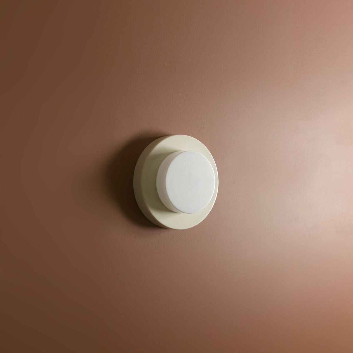 Plafonnier pour salle de bain doré Lia IP44 - ENOstudio - The Cool Republic