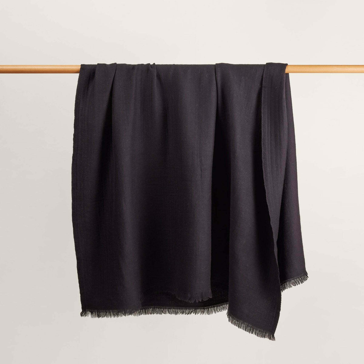 Plaid Alena Noir - Madura - The Cool Republic
