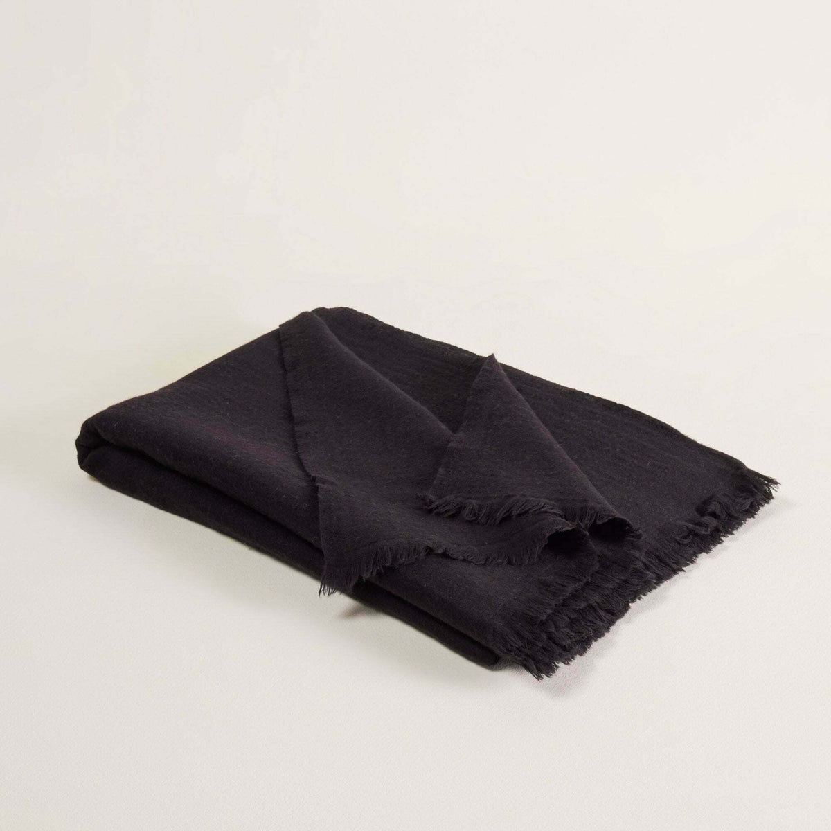 Plaid Alena Noir - Madura - The Cool Republic