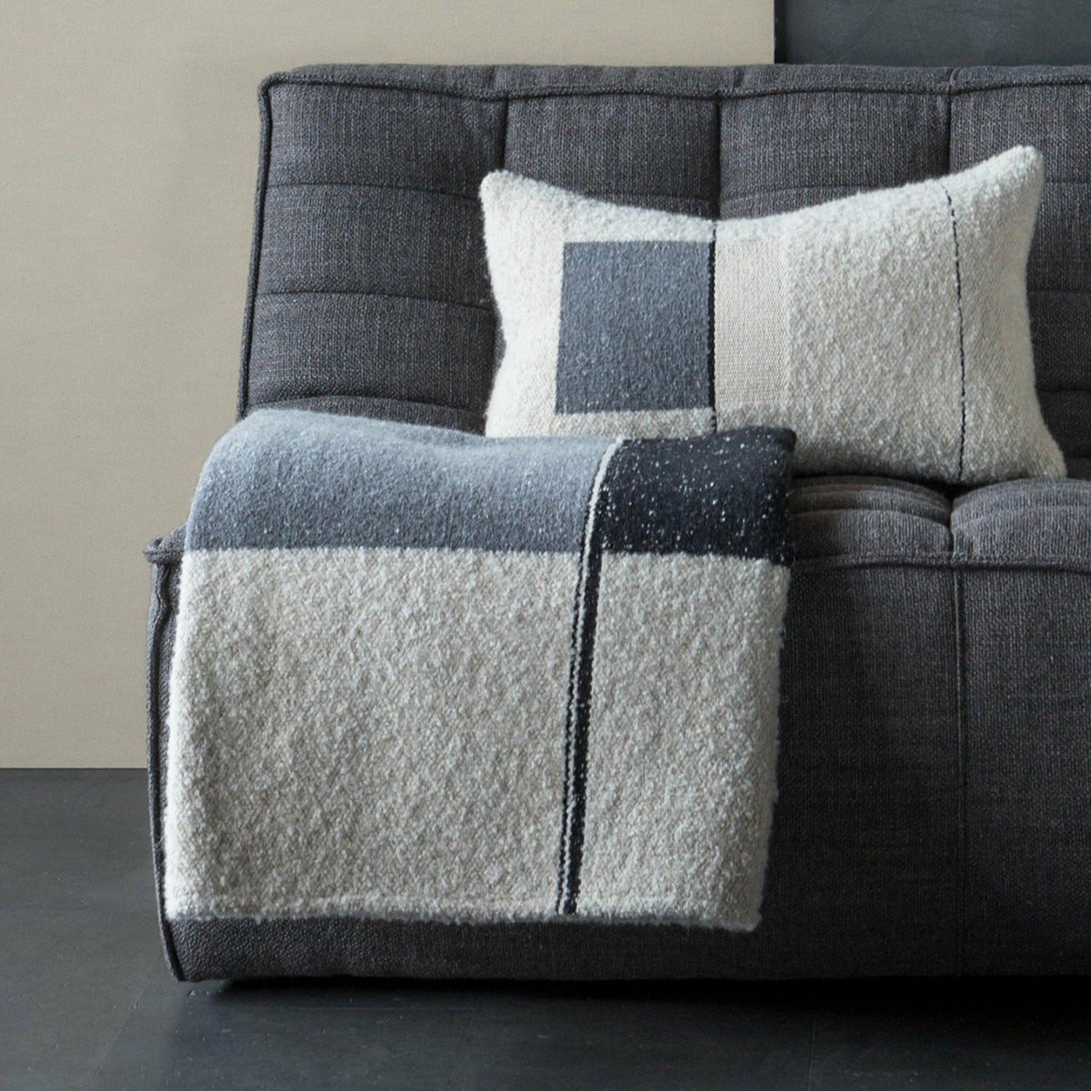 Plaid en coton beige et gris - Ethnicraft Accessories - The Cool Republic