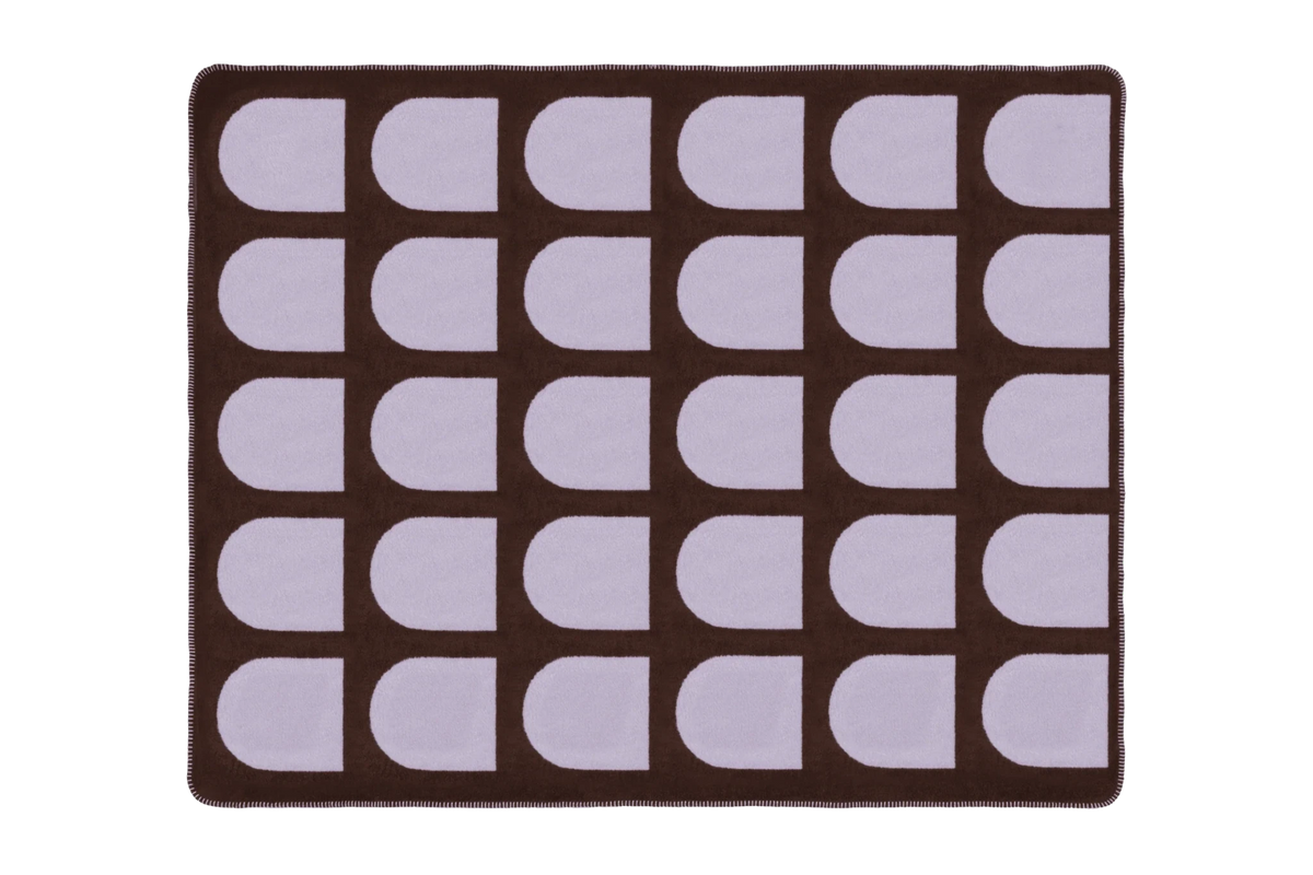 Plaid en coton lilas et marron 150 x 200 cm Gilli - noo.ma - The Cool Republic