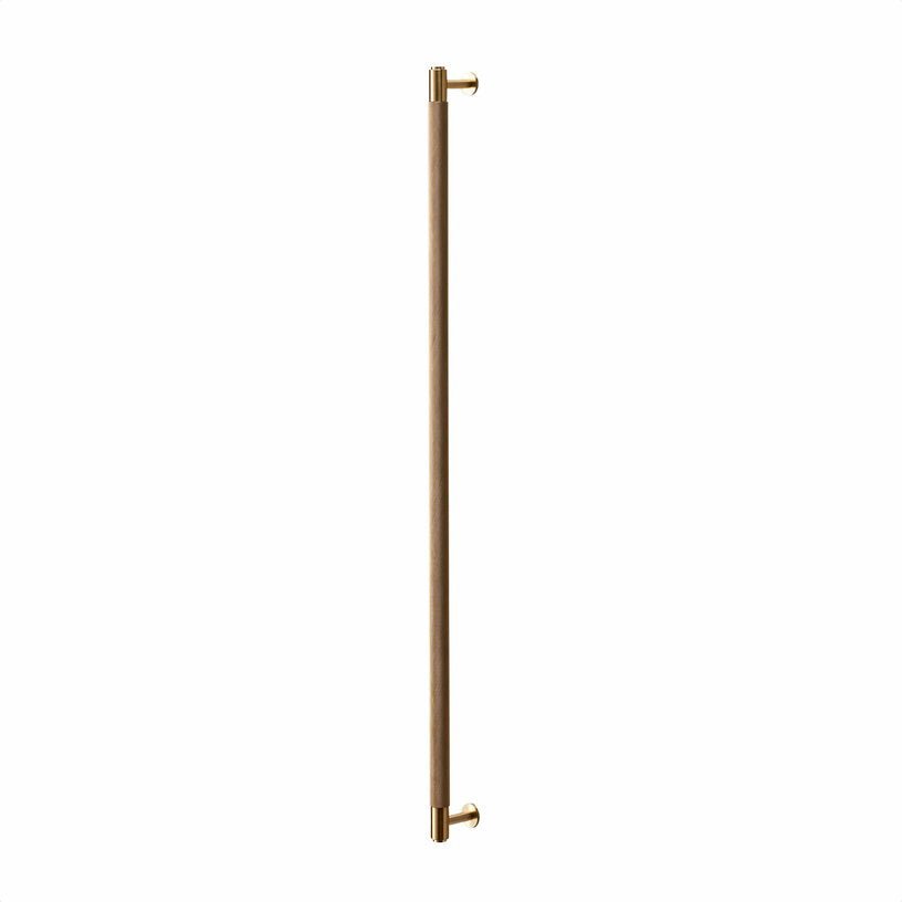 Poignée de placard longue laiton 76 cm - Buster+Punch - The Cool Republic