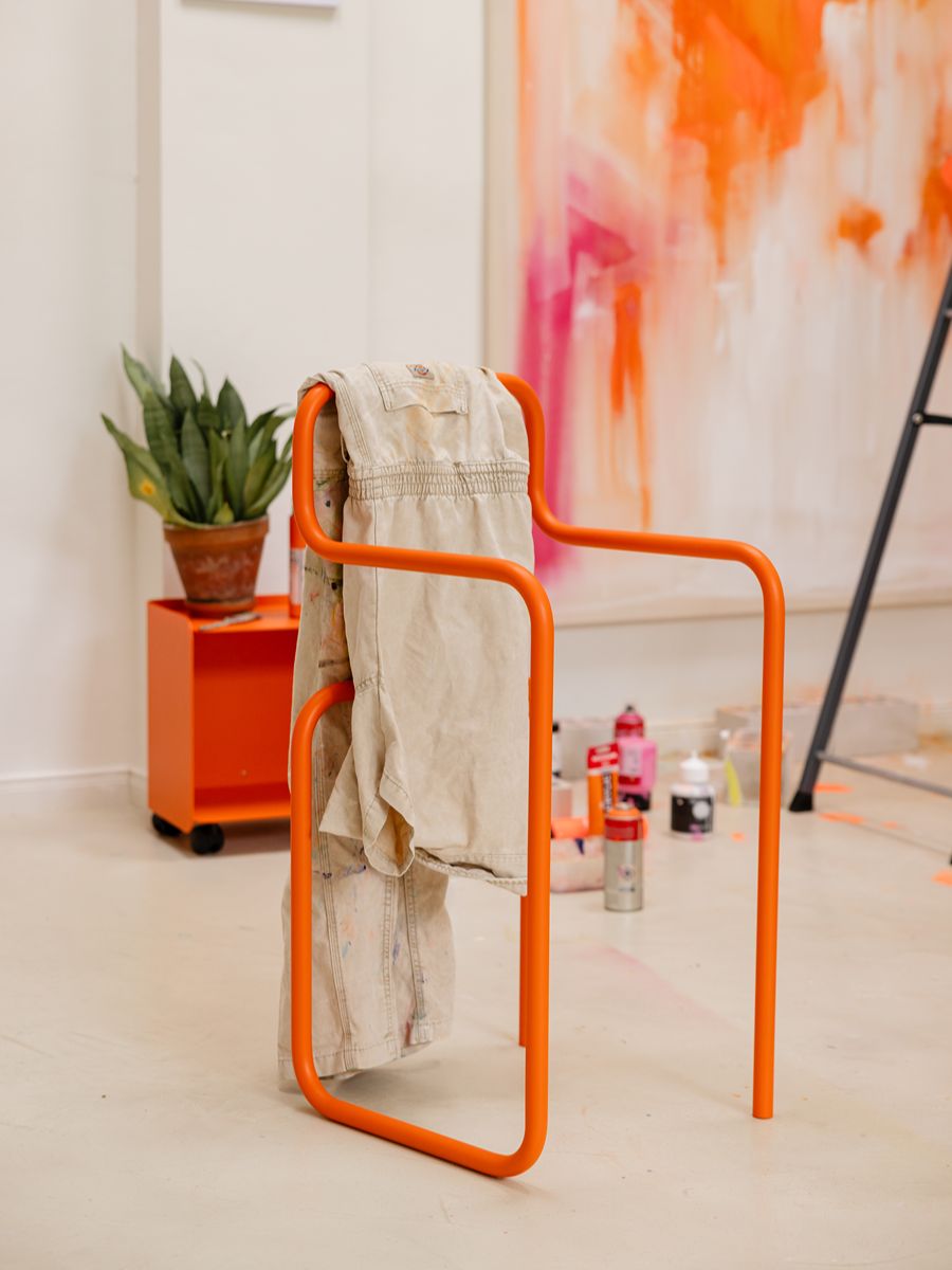 Portant à vêtements en acier orange sprizz 89,5x42,5cm James - Metallbude - The Cool Republic
