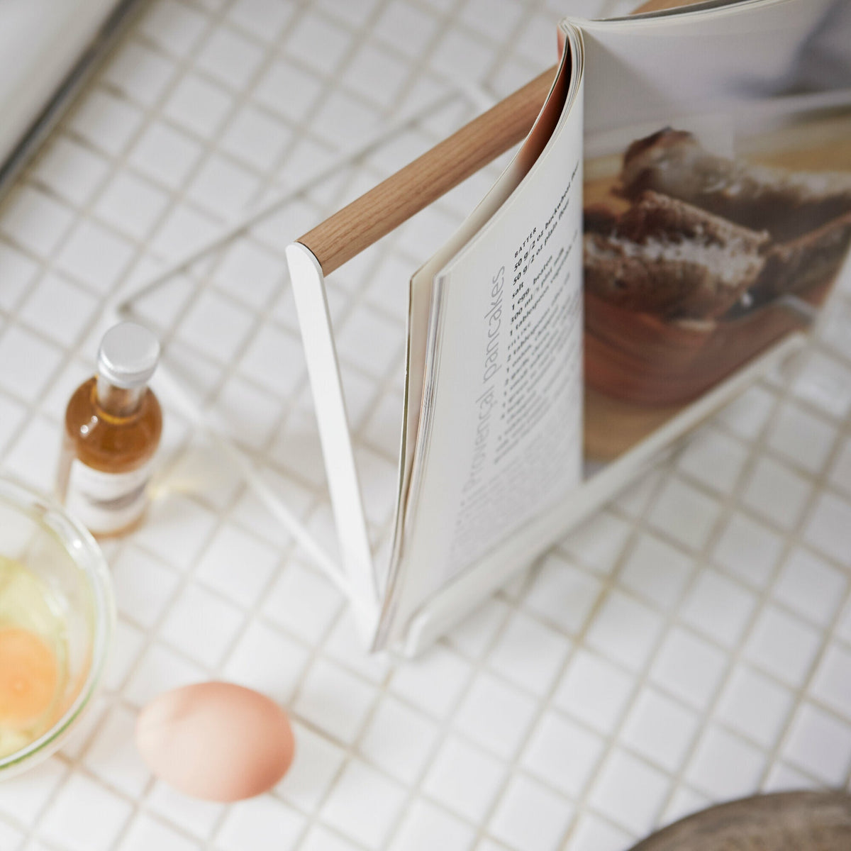 Porte-livre de cuisine en acier - Yamazaki - The Cool Republic