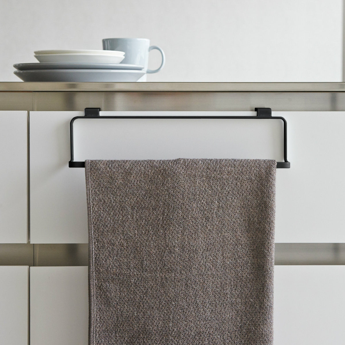 Porte-torchon pour dessus de porte blanc - Yamazaki - The Cool Republic