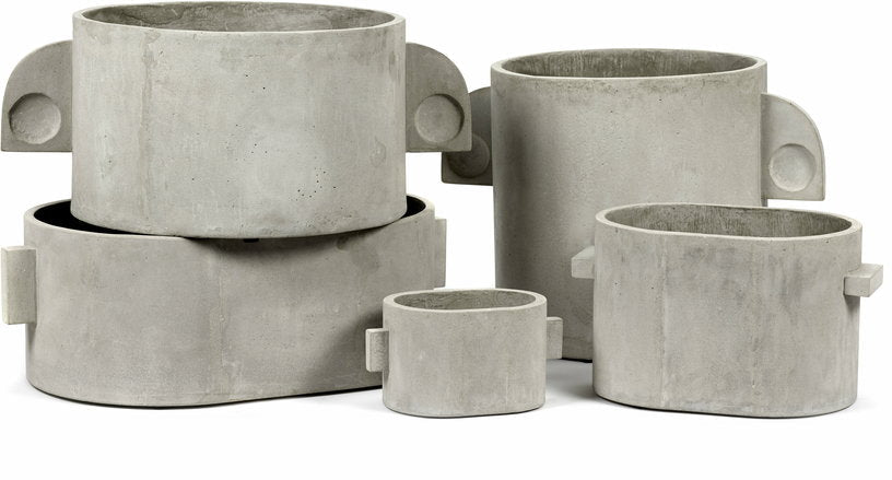 Pot art déco en béton ovale gris clair 43cm - Serax - The Cool Republic