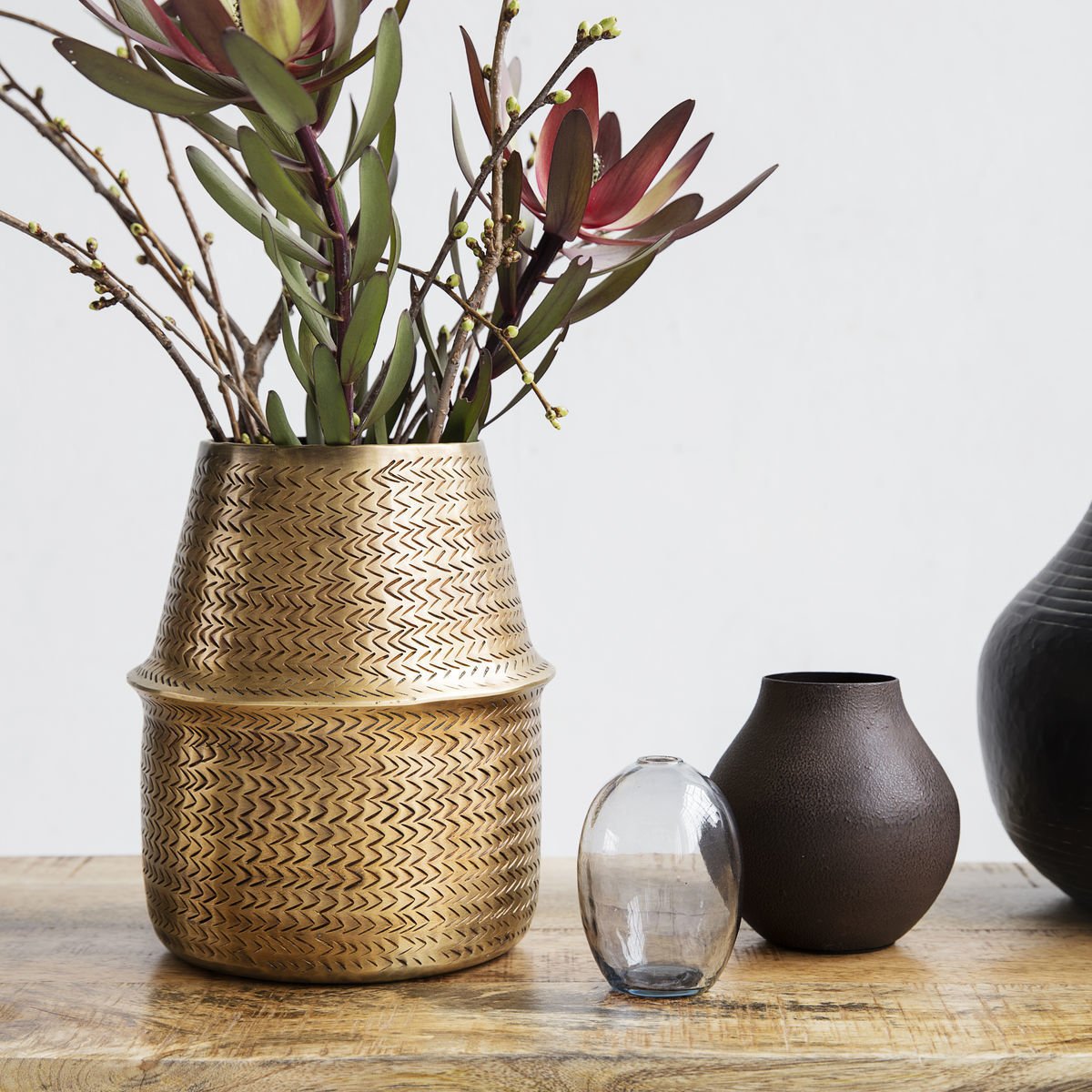 Pot de fleur en laiton doré 19 cm Rattan - House Doctor - The Cool Republic