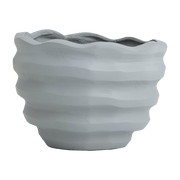 Pot de fleurs en métal gris 19 cm Kawau - Nordal - The Cool Republic