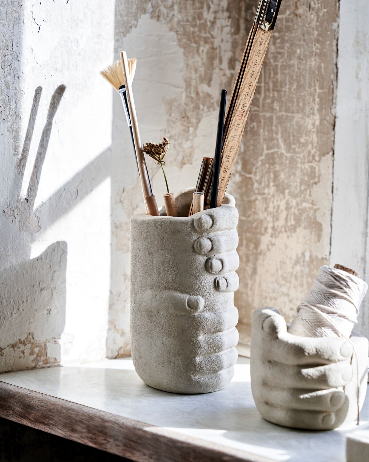 Pot de rangement en faïence gris 10x18cm Handy - House Doctor - The Cool Republic
