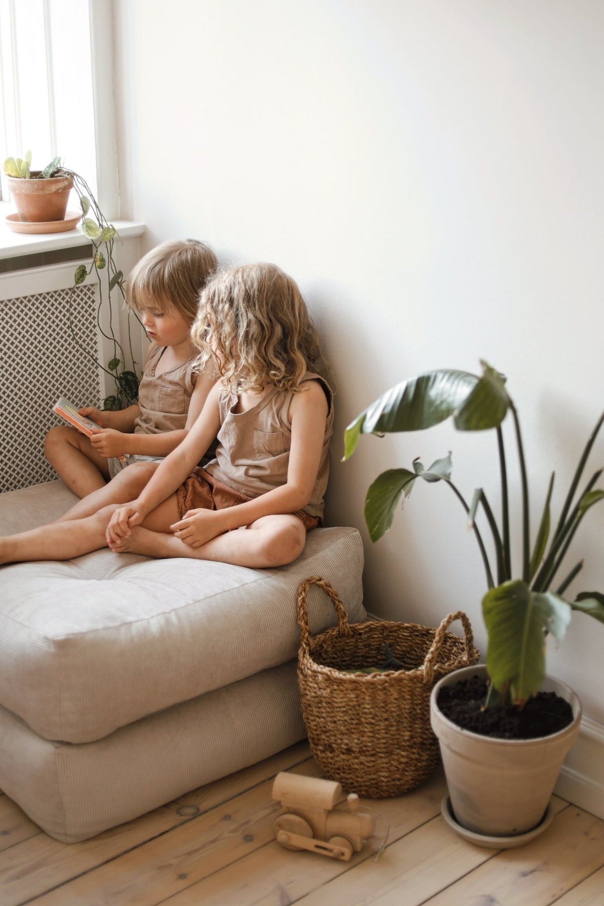 Pouf beige blé 70x22cm More - Karup Design - The Cool Republic