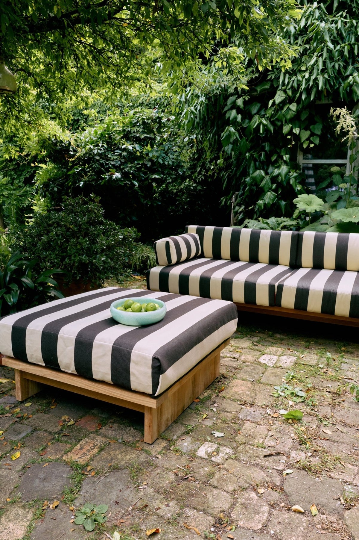 Pouf d'extérieur en teck 88x38cm Hocker - HKliving - The Cool Republic