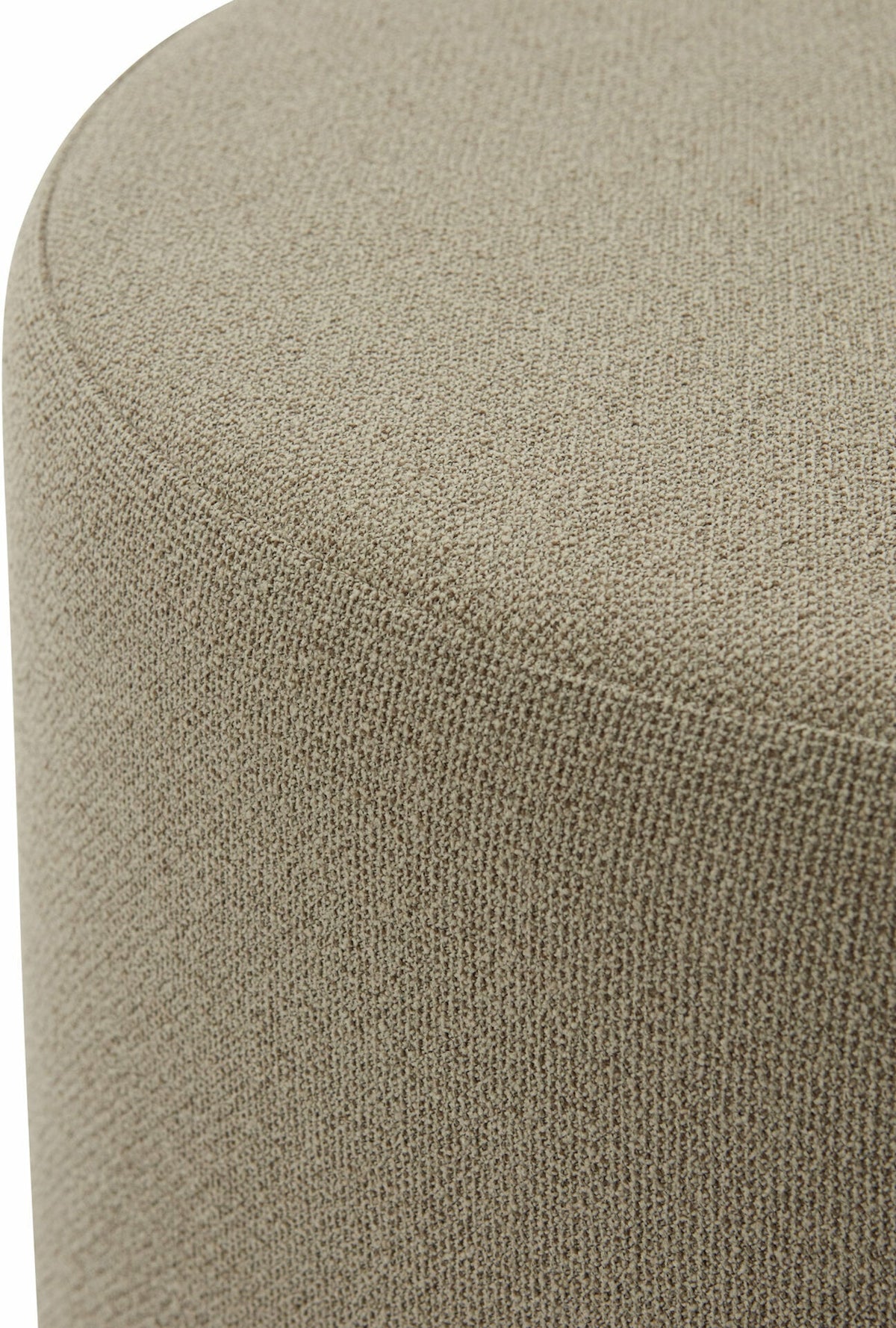 Pouf en bouclé taupe 70 x 60 cm Stilla - AYTM - The Cool Republic