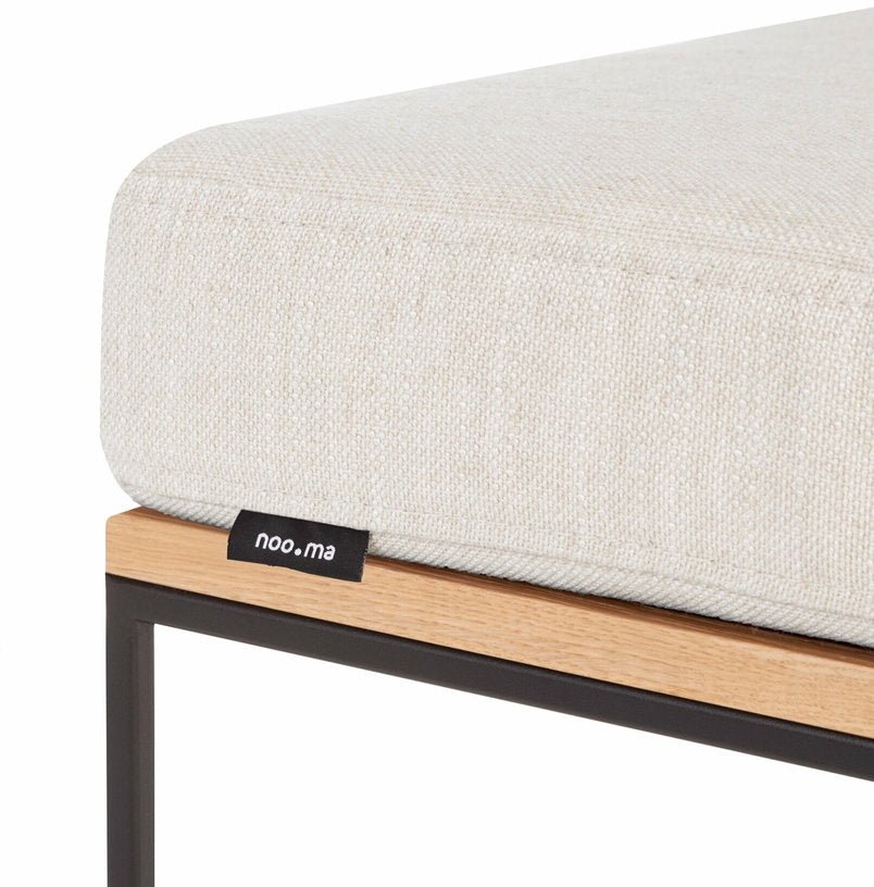 Pouf en chêne plaqué naturel et coussin crème Feo - noo.m - The Cool Republic