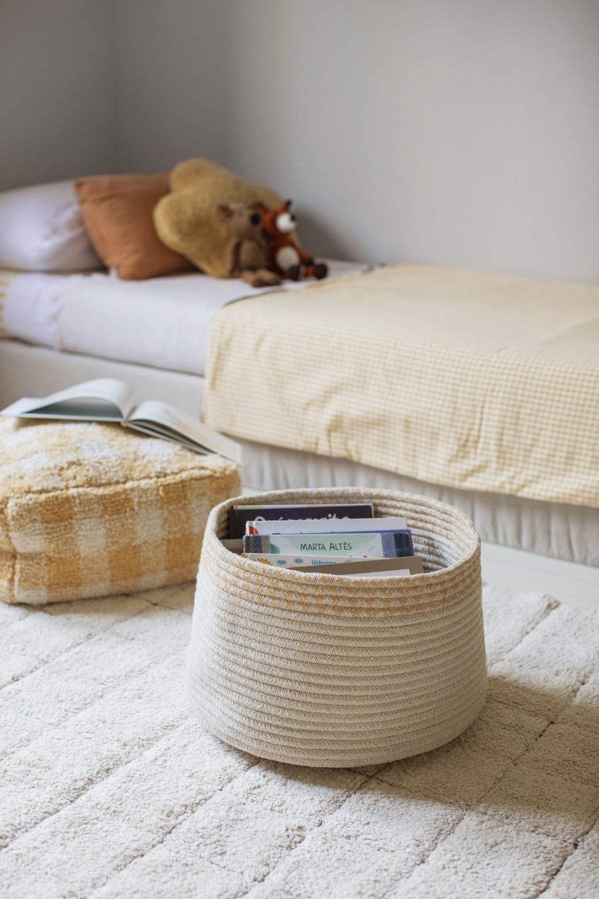 Pouf en coton jaune 40 x 20 cm Vichy - Lorena Canals - The Cool Republic