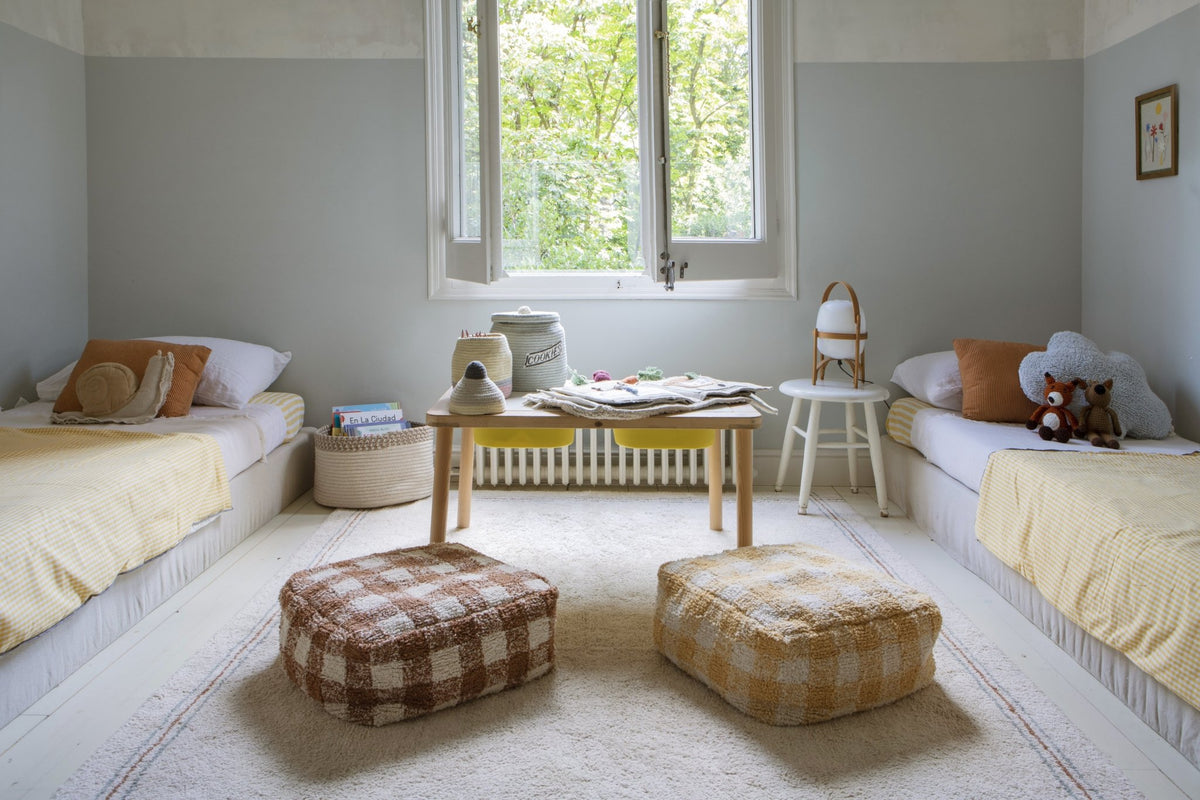 Pouf en coton marron 40 x 20 cm Vichy - Lorena Canals - The Cool Republic
