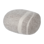 Pouf en laine beige marbré L Béla - myfelt - The Cool Republic