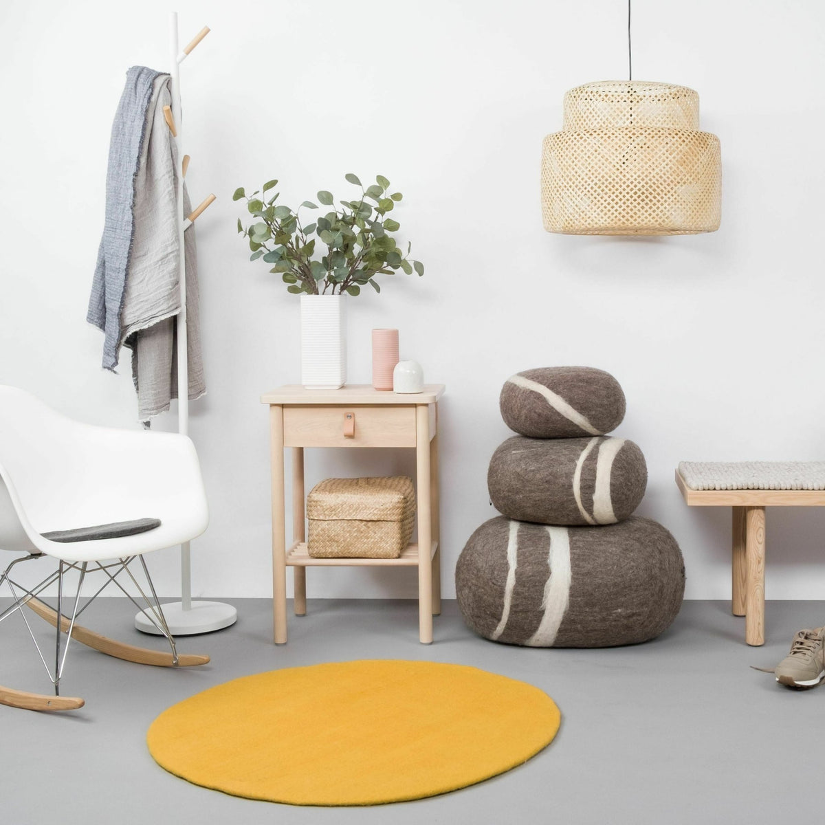 Pouf en laine marron marbré M Alwin - myfelt - The Cool Republic