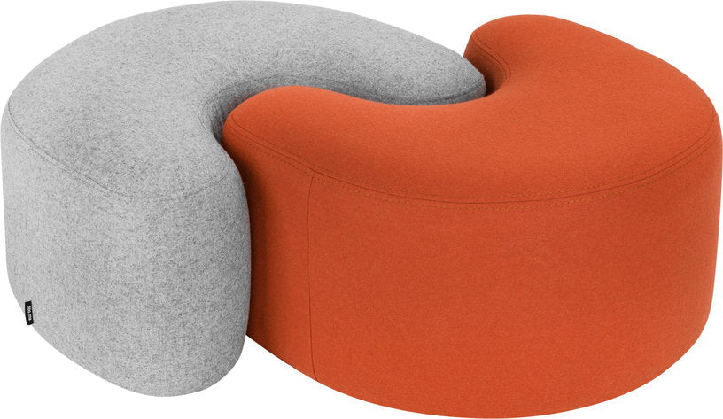 Pouf en laine terracotta Ü - noo.ma - The Cool Republic