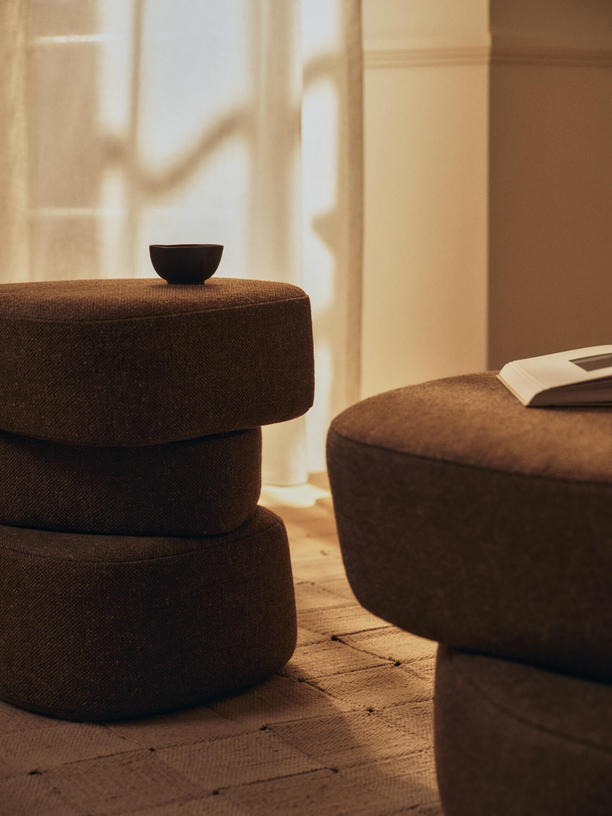 Pouf en polyester marron 43x41x46cm Plyo - Ferm Living - The Cool Republic