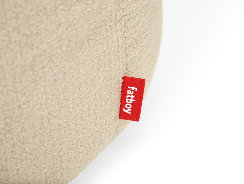 Pouf en sherpa ecru 40 x 70 cm Point - Fatboy - The Cool Republic