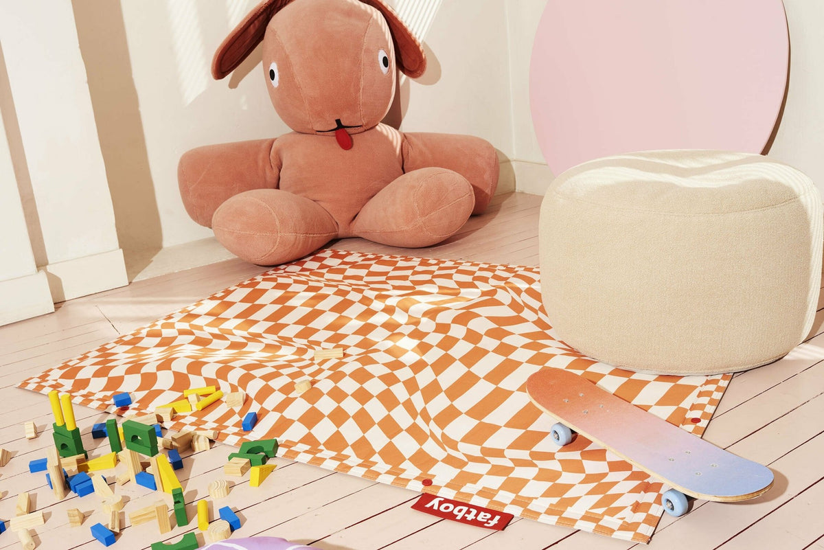 Pouf en sherpa ecru 40 x 70 cm Point - Fatboy - The Cool Republic