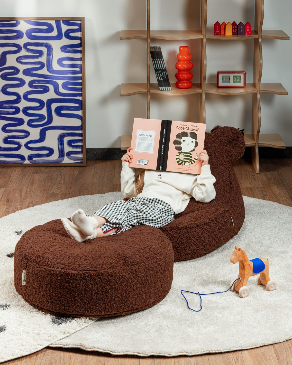 Pouf en teddy bouclé marron 65x20cm Harm Hazel - Wigiwama — vue 6