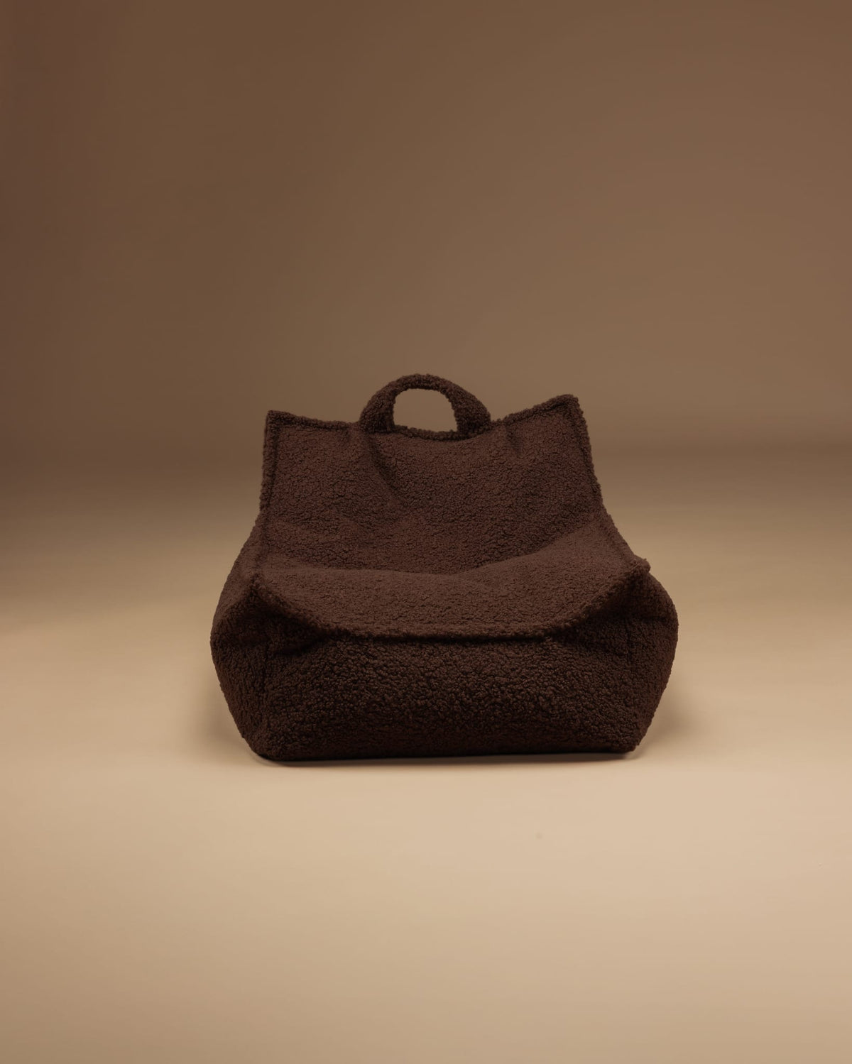 Pouf en teddy bouclé marron 70x80x50cm Warm Hazel - Wigiwama — vue 8