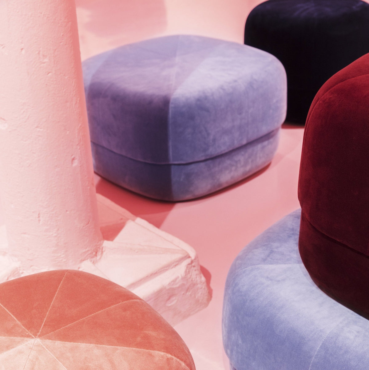 Pouf en velours 46 cm gris Circus Grey - Normann Copenhagen - The Cool Republic