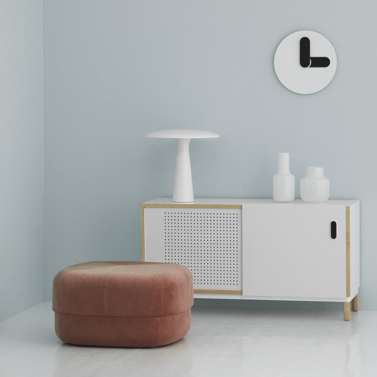 Pouf en velours 65 cm blush rose Circus Blush - Normann Copenhagen - The Cool Republic