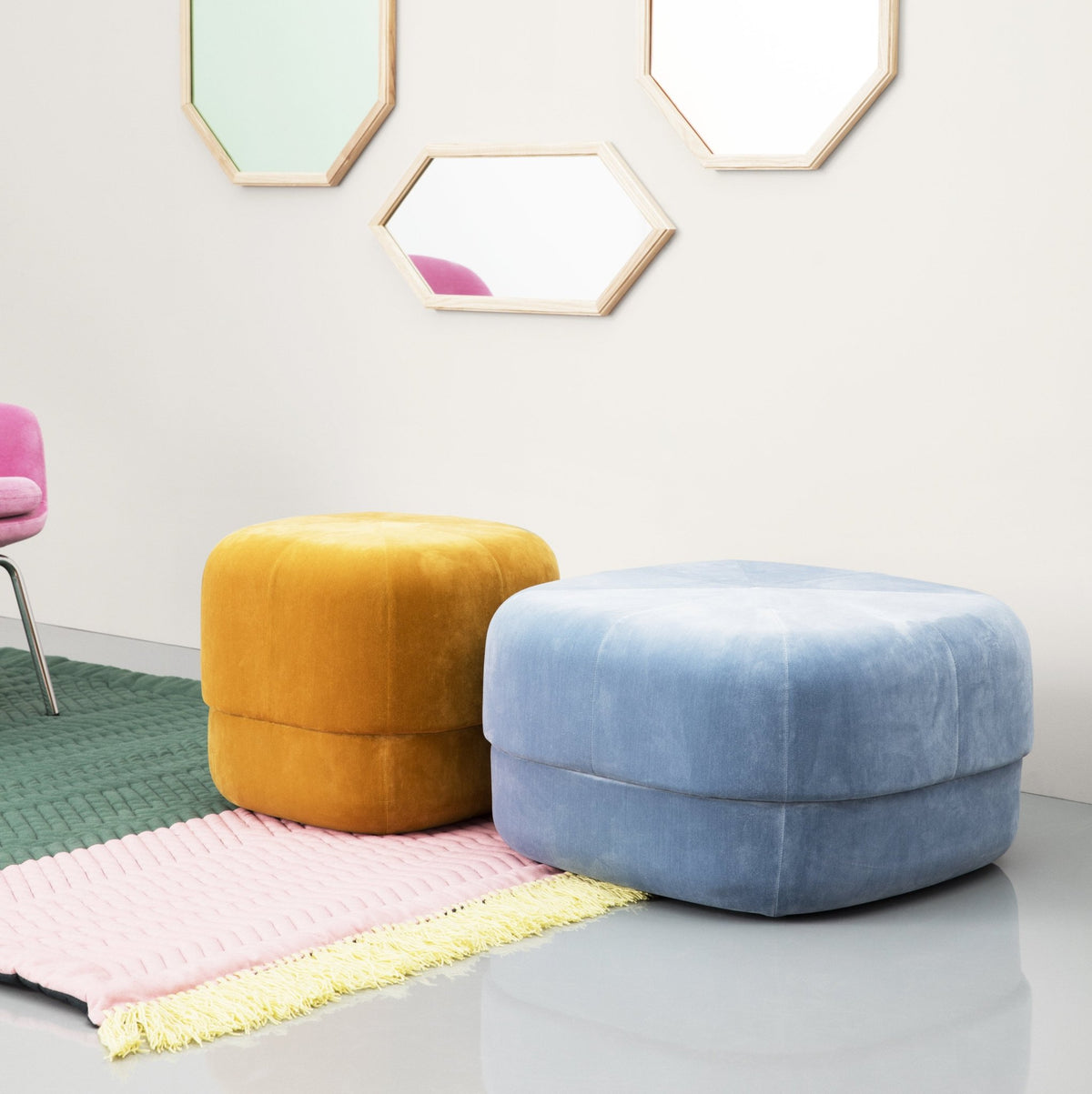 Pouf en velours 65 cm gris Circus Grey - Normann Copenhagen - The Cool Republic