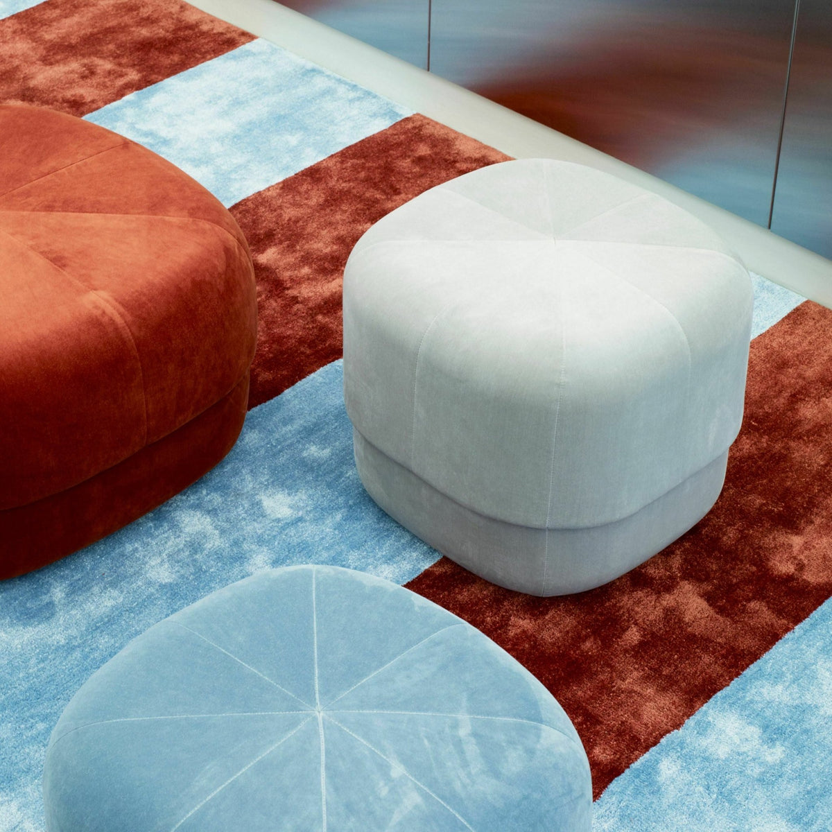 Pouf en velours 65 cm violet Circus Purple - Normann Copenhagen - The Cool Republic