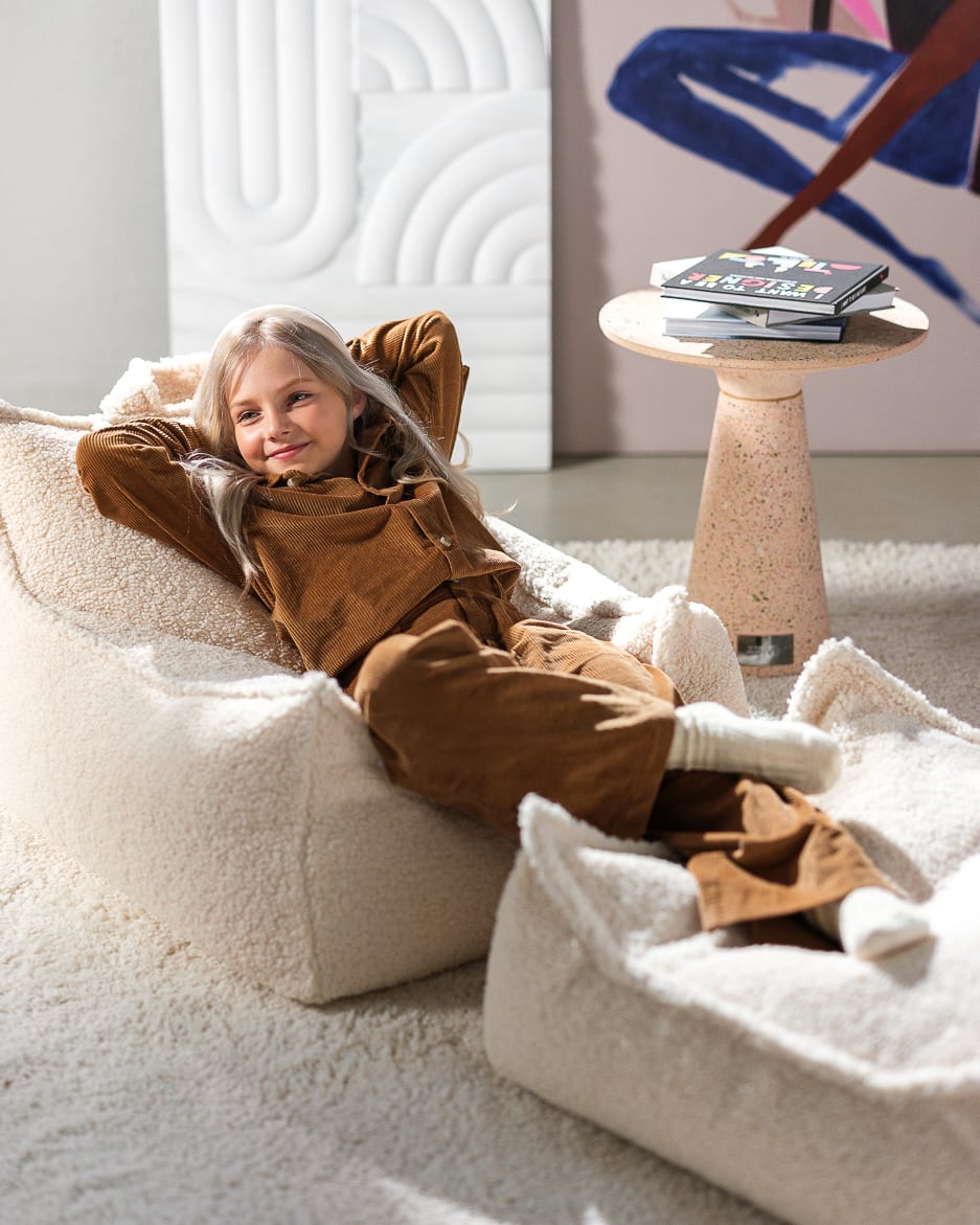 Pouf et repose-pieds en teddy bouclé blanc cassé 70x80x50cm Poire - Wigiwama — vue 3