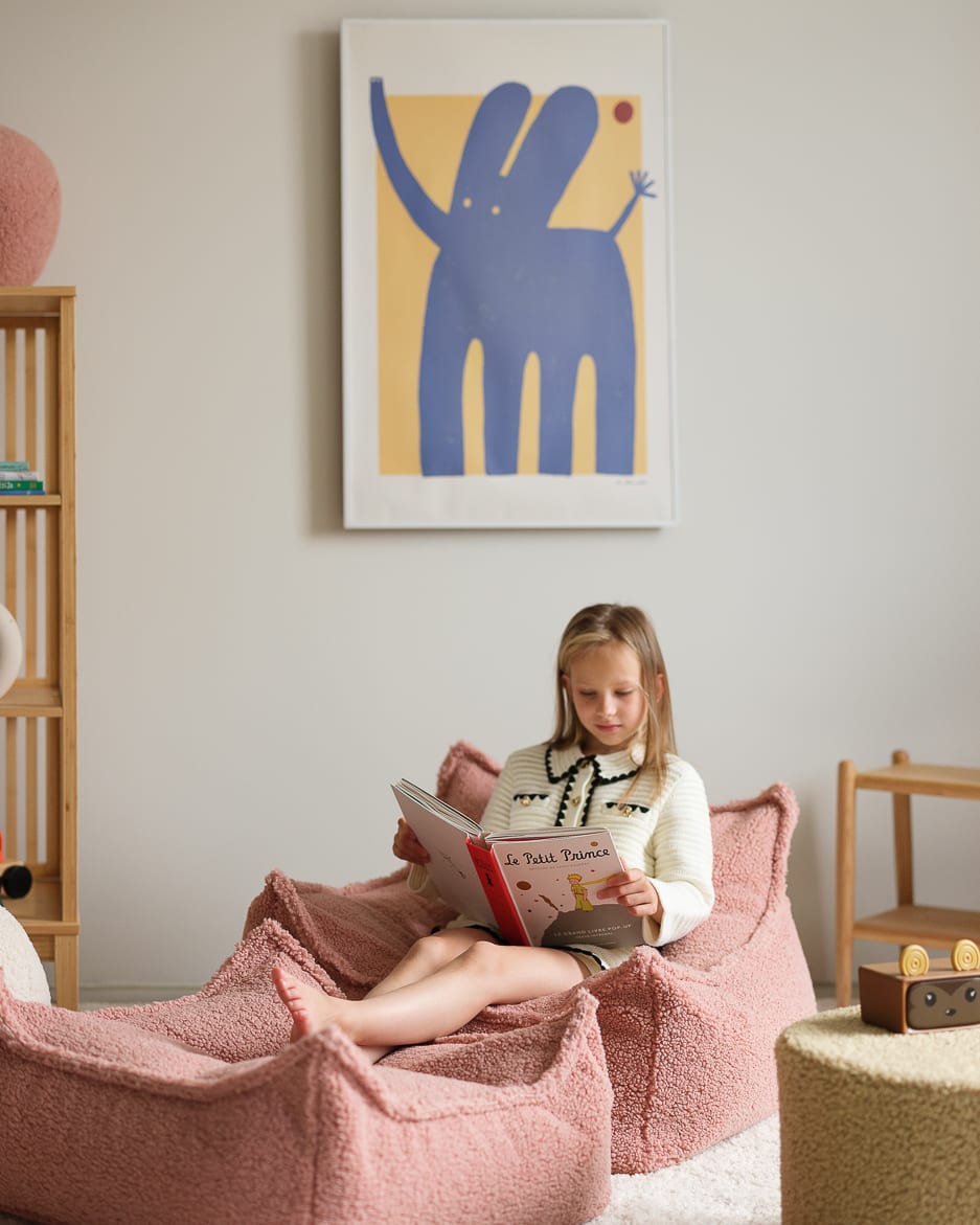 Pouf et repose-pieds en teddy bouclé rose 70x80x50cm Poire - Wigiwama — vue 4