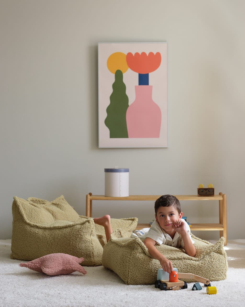 Pouf et repose-pieds en teddy bouclé verts 70x80x50cm Matcha - Wigiwama — vue 3