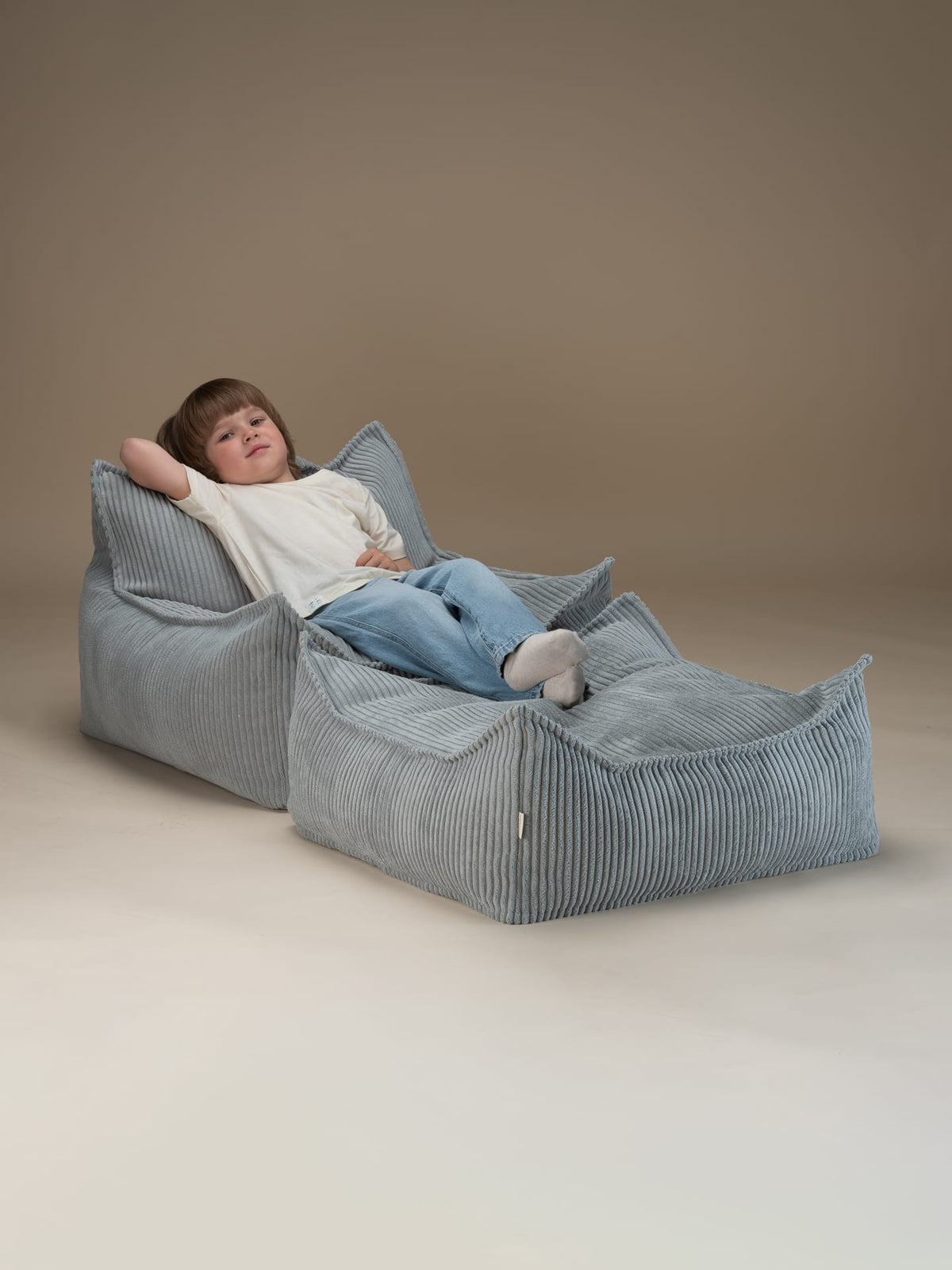 Pouf et repose-pieds en velours côtelé bleu 70x80x50cm Poire - Wigiwama — vue 3