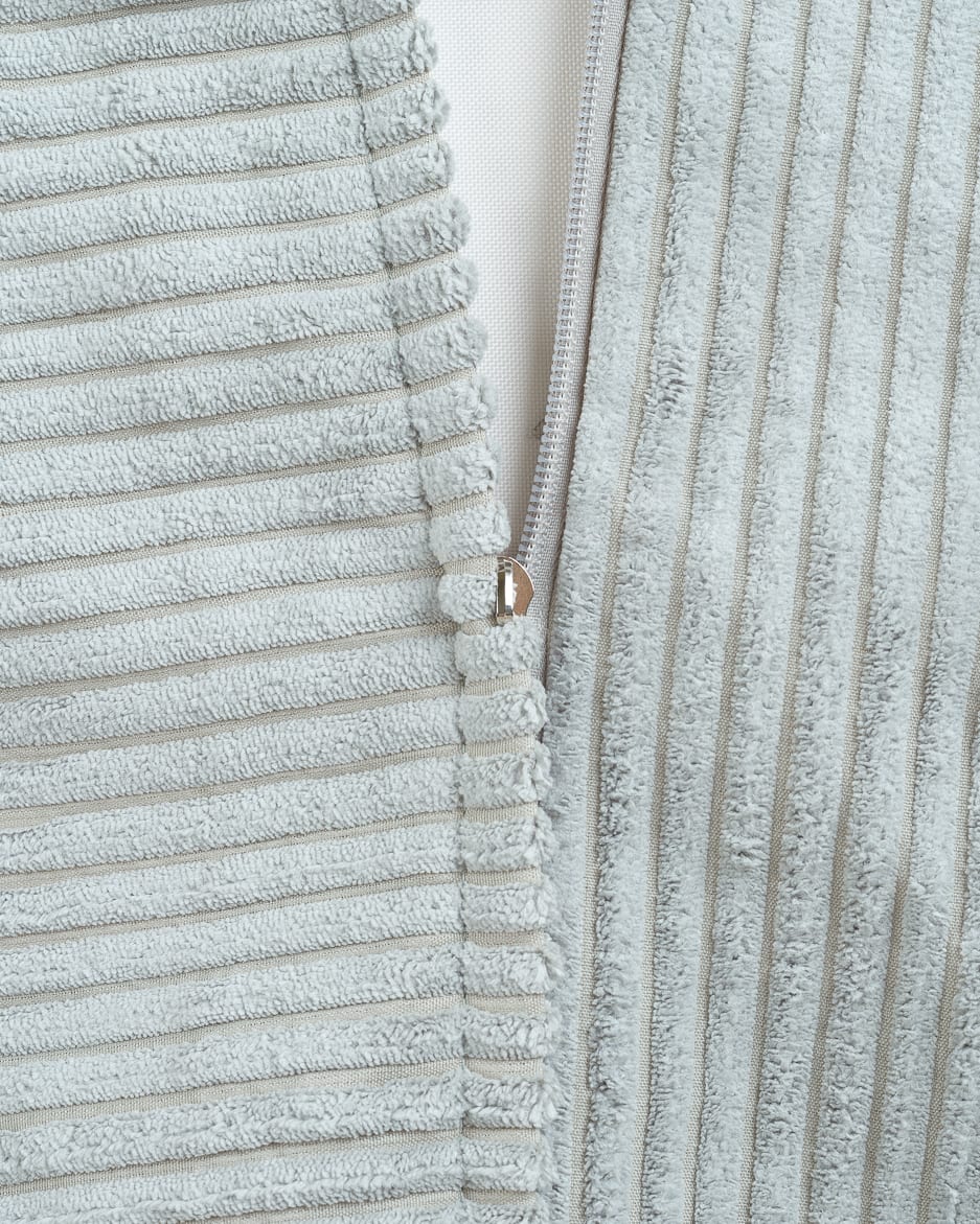 Pouf et repose-pieds en velours côtelé bleu 70x80x50cm Poire - Wigiwama — vue 5