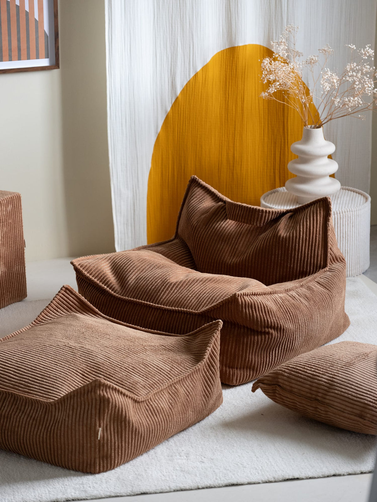 Pouf et repose-pieds en velours côtelé marron 70x80x50cm Poire - Wigiwama — vue 2