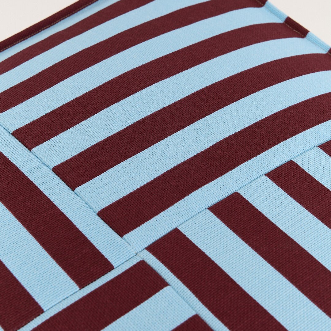 Pouf ottoman carré en coton rayures bordeaux et bleu 55 x 55 x 35cm Otto - Nobodinoz - The Cool Republic