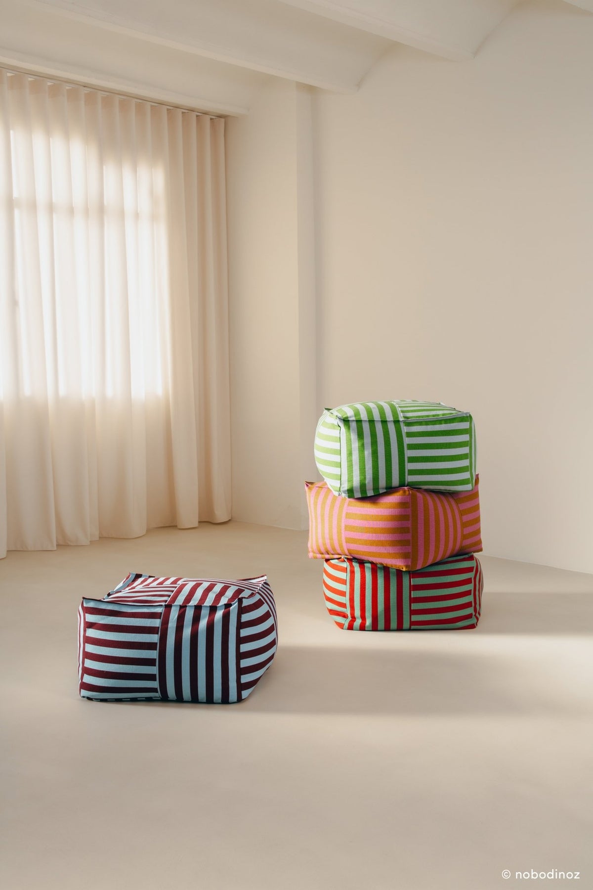 Pouf ottoman carré en coton rayures vert et bleu 55 x 55 x 35cm Otto - Nobodinoz - The Cool Republic