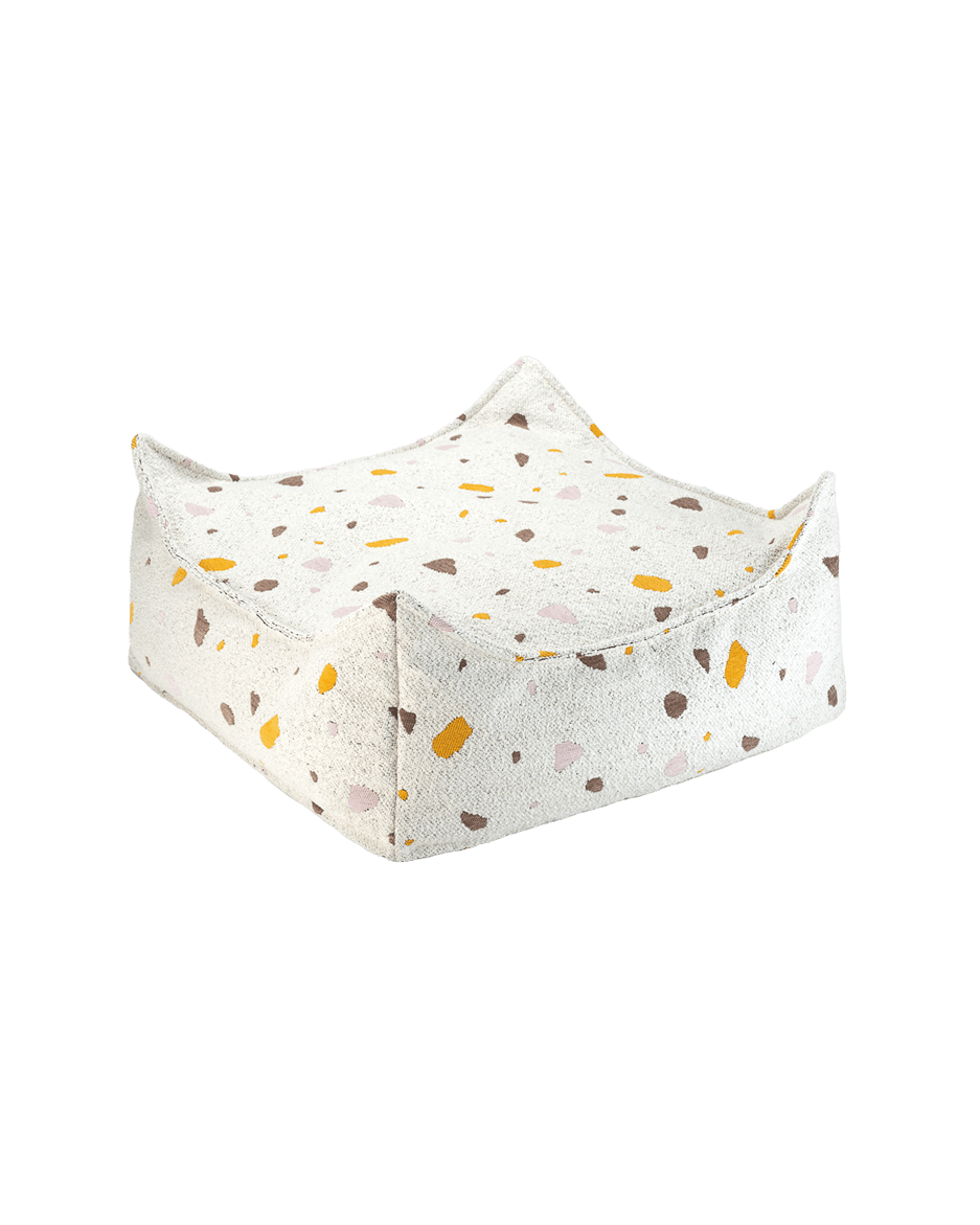 Pouf ottoman pour enfant en tissu blanc 60x60x20cm Terrazzo - Wigiwama - The Cool Republic